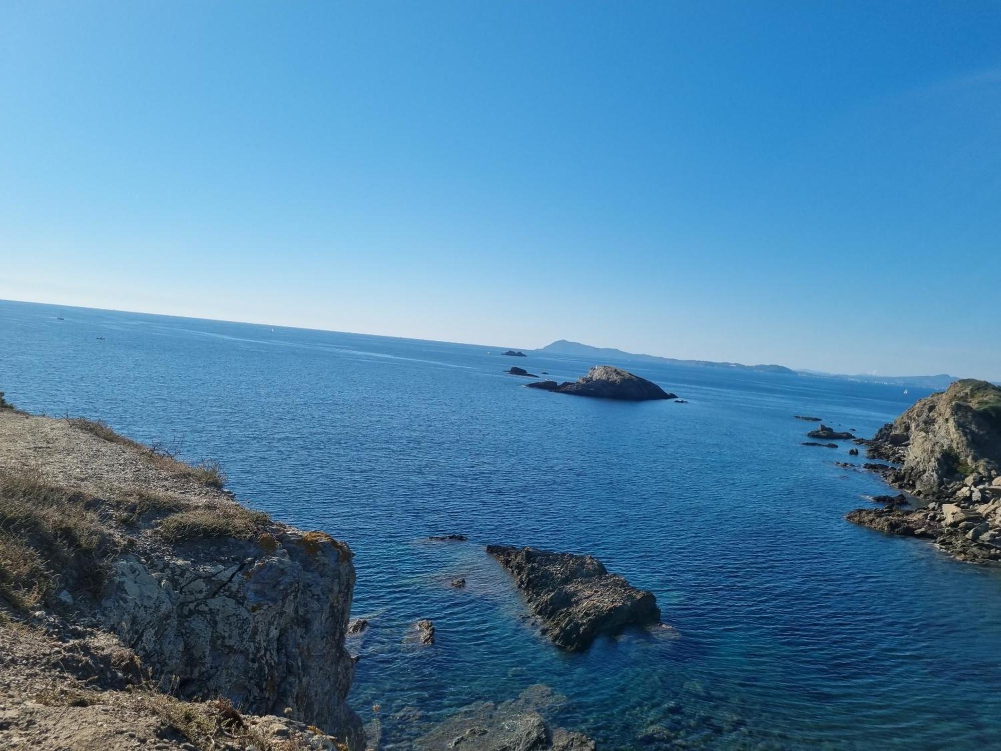 Souvenirs D'Hier Apartment Hyeres Ngoại thất bức ảnh